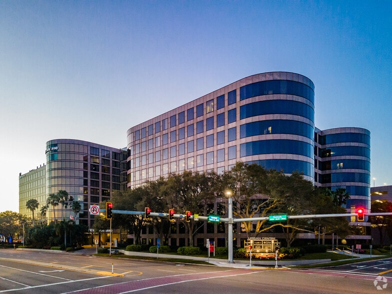 4830 W Kennedy Blvd, Tampa, FL for lease - Building Photo - Image 2 of 42