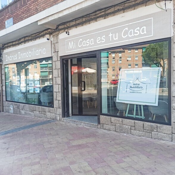 Calle Molino de Viento, 5, Colmenar Viejo, Madrid à louer - Photo du bâtiment - Image 1 de 5