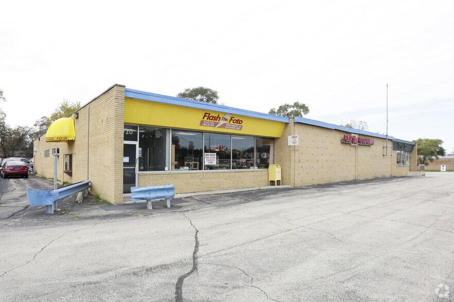 1720-1724 N Rand Rd, Palatine, IL à vendre - Photo du bâtiment - Image 1 de 7