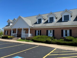 Plus de détails pour 183 Heritage Dr, Crystal Lake, IL - Bureau à vendre