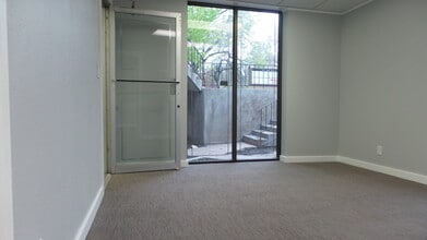 707 24th St, Ogden, UT for lease Interior Photo- Image 2 of 7