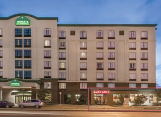 More details for 1700 Broad St, Regina, SK - Retail for Lease