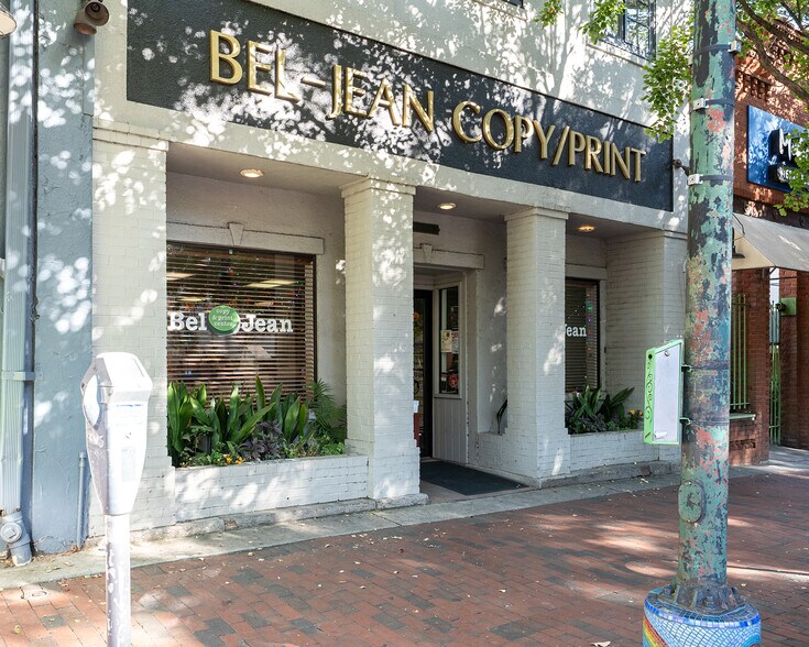 163 E Broad St, Athens, GA à louer - Photo du bâtiment - Image 1 de 2