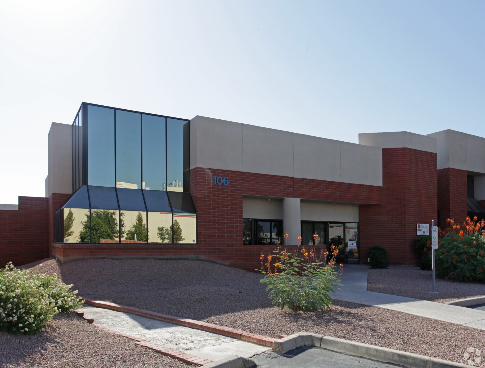 106 S 54th St, Chandler, AZ for sale Primary Photo- Image 1 of 6