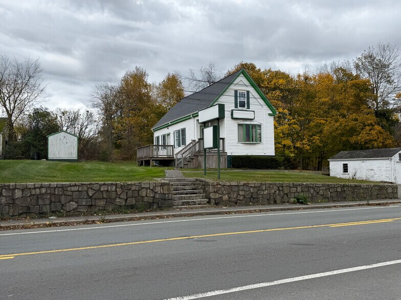 140 Brockton Ave, Abington, MA for sale - Building Photo - Image 2 of 6