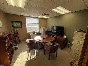 4580 Scott Trl, Eagan, MN for lease Building Photo- Image 1 of 4