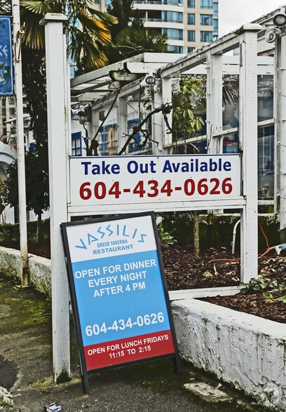 6558 Kingsway, Burnaby, BC for sale - Building Photo - Image 2 of 15