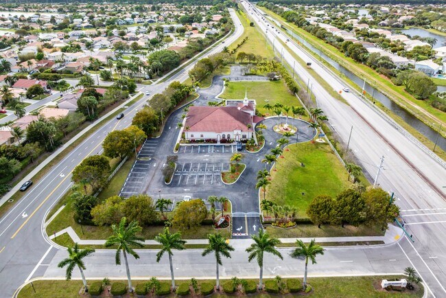Plus de détails pour 7025 Summerville Ter, Lake Worth, FL - Spécialité à vendre