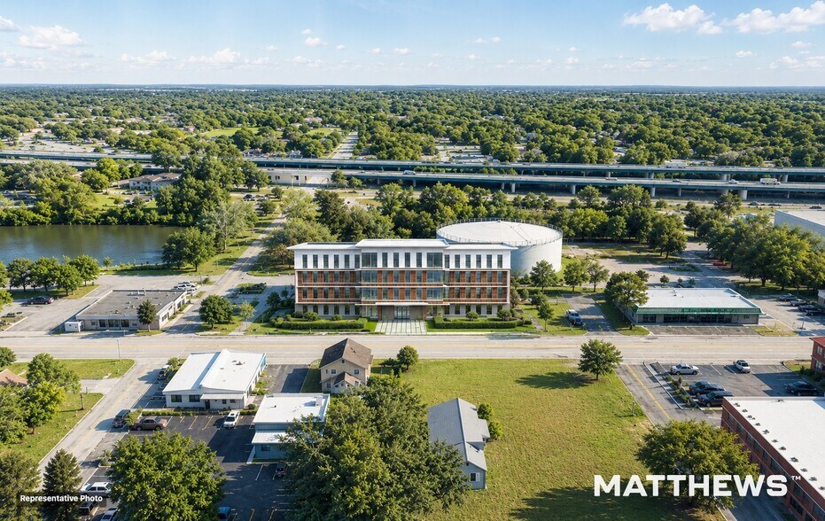 1750 N Palafox St, Pensacola, FL à vendre - Photo du bâtiment - Image 2 de 5