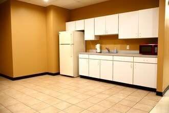 4565 Progress Rd, Norfolk, VA for lease Interior Photo- Image 1 of 13