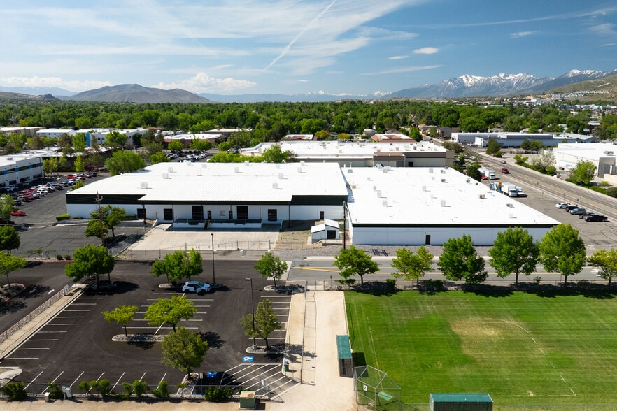 550 Mallory Way, Carson City, NV for lease - Building Photo - Image 2 of 16
