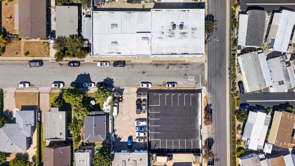 17803 S Harvard Blvd, Gardena, CA à louer - Photo du bâtiment - Image 3 de 5