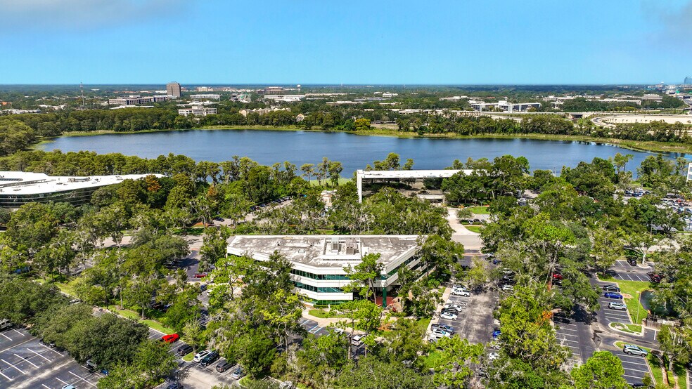 2250 Lucien Way, Maitland, FL à vendre - Aérien - Image 2 de 18