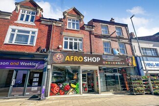 Plus de détails pour 26-28 High St, Rushden - Commerce de détail à vendre