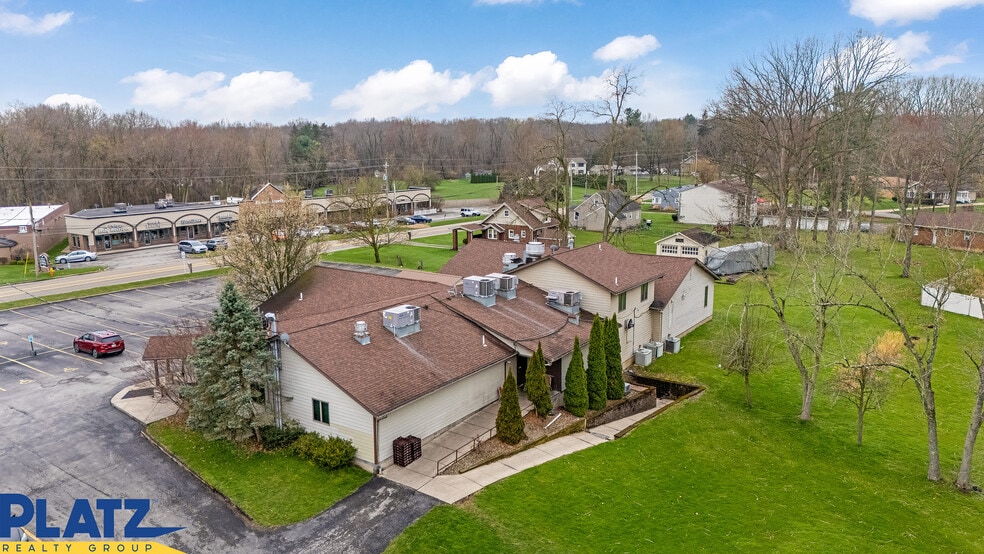 3636 Canfield Rd, Cornersburg, OH à vendre - Photo du bâtiment - Image 2 de 14