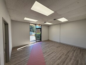 1870 Forge St, Tucker, GA à louer Photo intérieure- Image 1 de 5