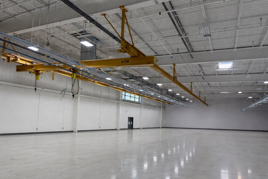 3440 Industrial Dr, Durham, NC à louer - Photo du bâtiment - Image 3 de 12