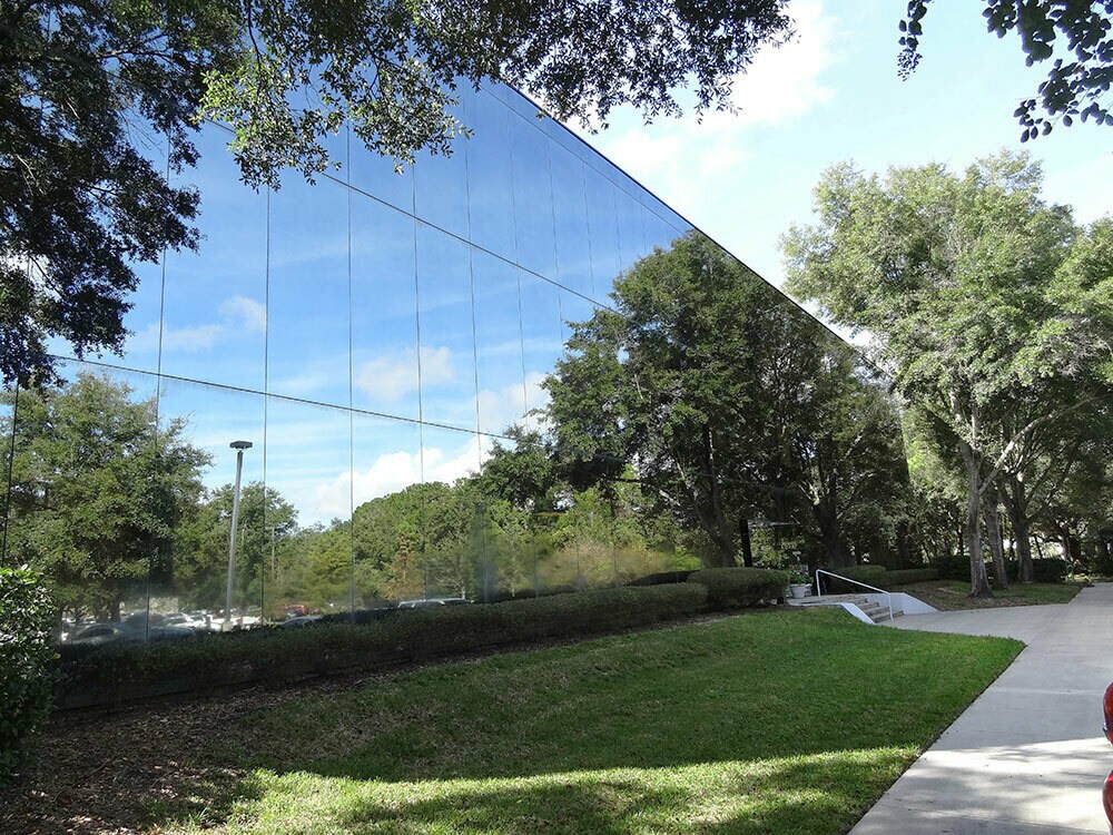 6621 Southpoint Dr N, Jacksonville, FL à louer Photo du bâtiment- Image 1 de 6