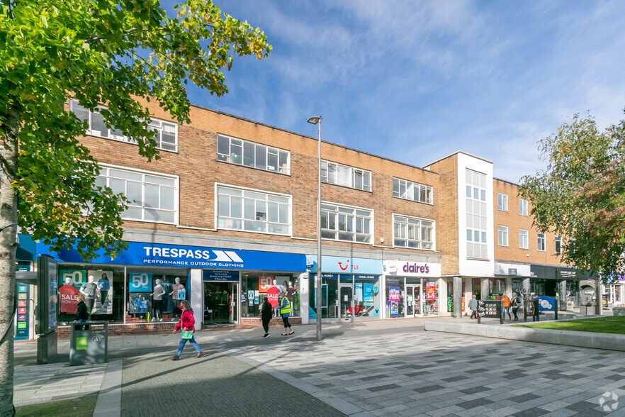 236-238 Marlowes, Hemel Hempstead à louer - Photo du bâtiment - Image 2 de 3