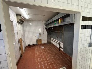 26 Washington Blvd, Marina Del Rey, CA for lease Interior Photo- Image 2 of 6