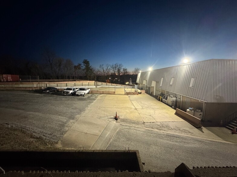 10109 Giles Run Rd, Lorton, VA for lease - Building Photo - Image 1 of 7