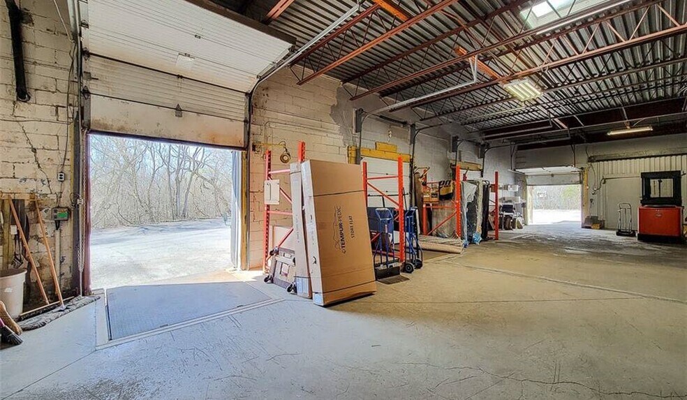 80 Second Av W, Simcoe, ON for sale - Interior Photo - Image 3 of 5