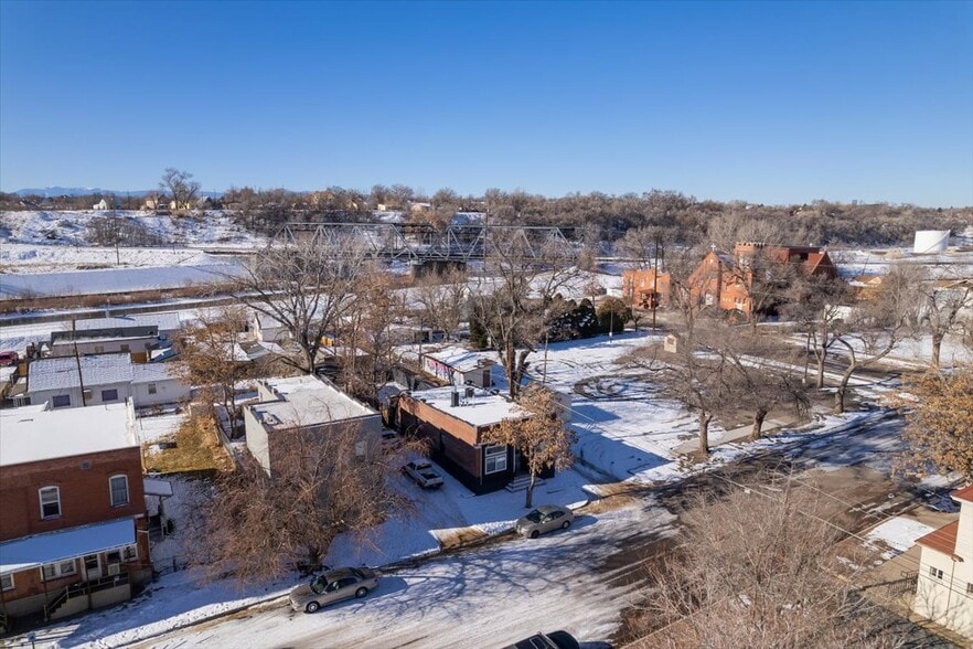 813 E B St, Pueblo, CO à vendre - Photo du bâtiment - Image 2 de 45