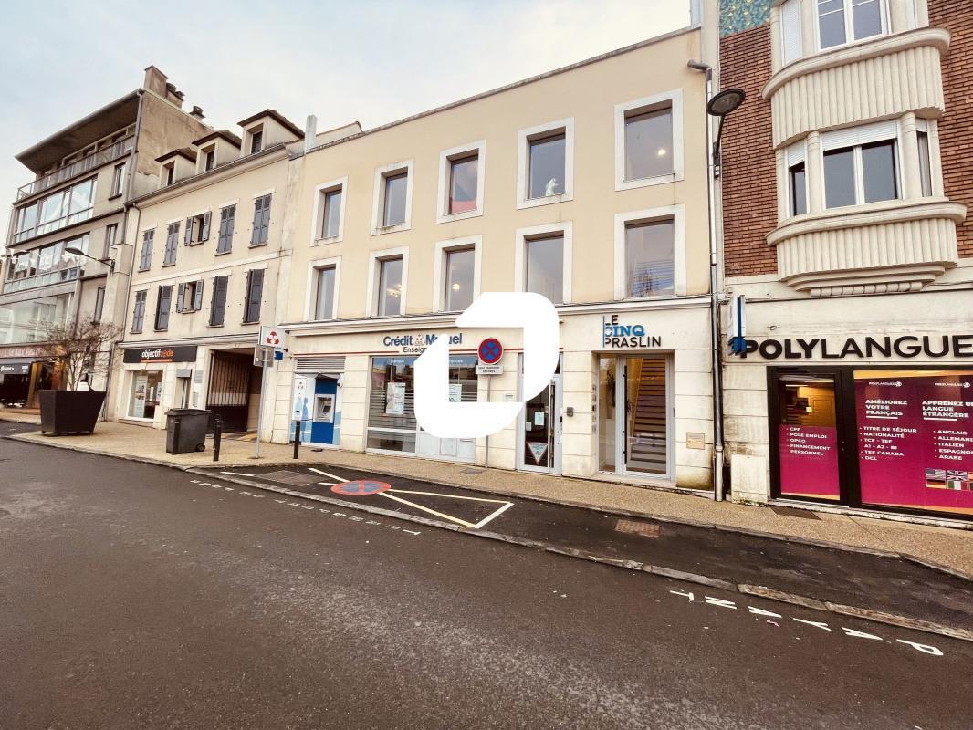 Office in Melun for lease Building Photo- Image 1 of 7