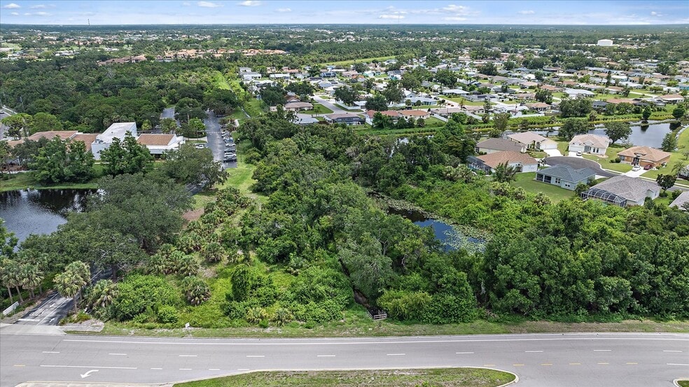 4141 Woodmere Park Blvd, Venice, FL for sale - Aerial - Image 3 of 17