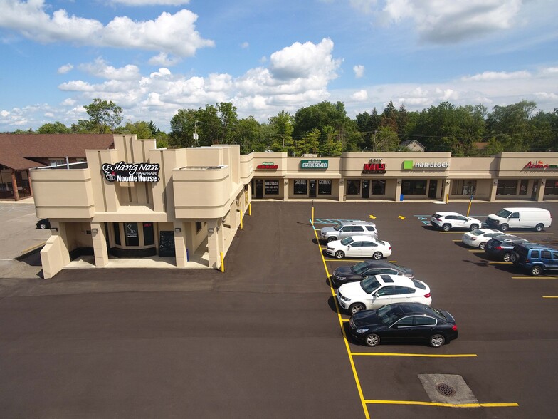 29208-29222 Orchard Lake Rd, Farmington Hills, MI for lease - Building Photo - Image 1 of 5