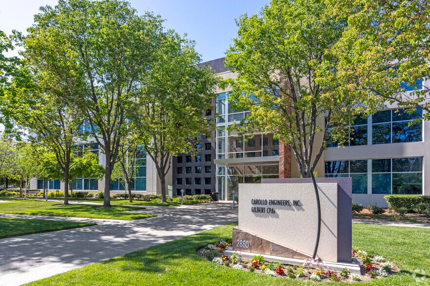 2880 Gateway Oaks Dr, Sacramento, CA for lease - Primary Photo - Image 1 of 5