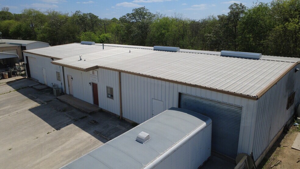 14023 Dublin Sq, San Antonio, TX à louer - Photo du bâtiment - Image 2 de 8