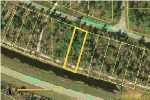 2552 Meadow Rd, Lehigh Acres, FL for sale - Primary Photo - Image 1 of 1