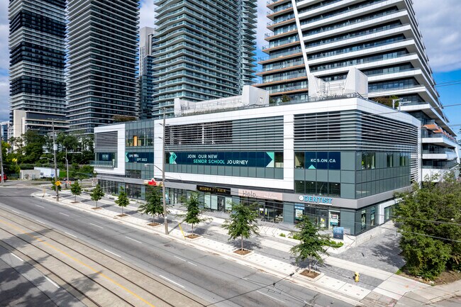 Plus de détails pour 2183 W Lakeshore Blvd, Toronto, ON - Bureau/Commerce de détail à louer