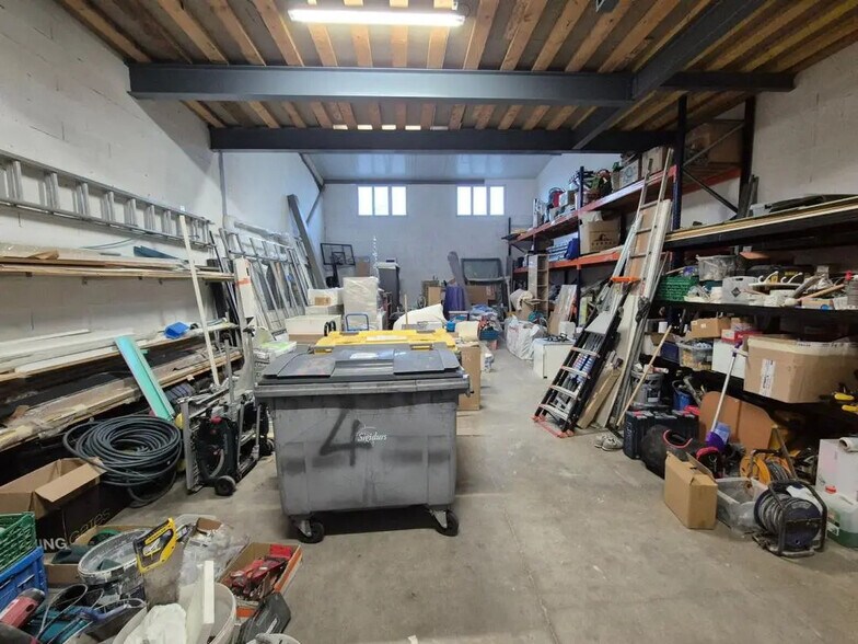 Industrial in Moussy-le-Neuf for lease - Interior Photo - Image 3 of 3