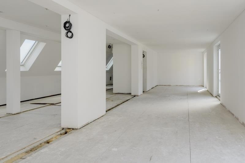 191a Uxbridge Rd, London for lease - Interior Photo - Image 2 of 4