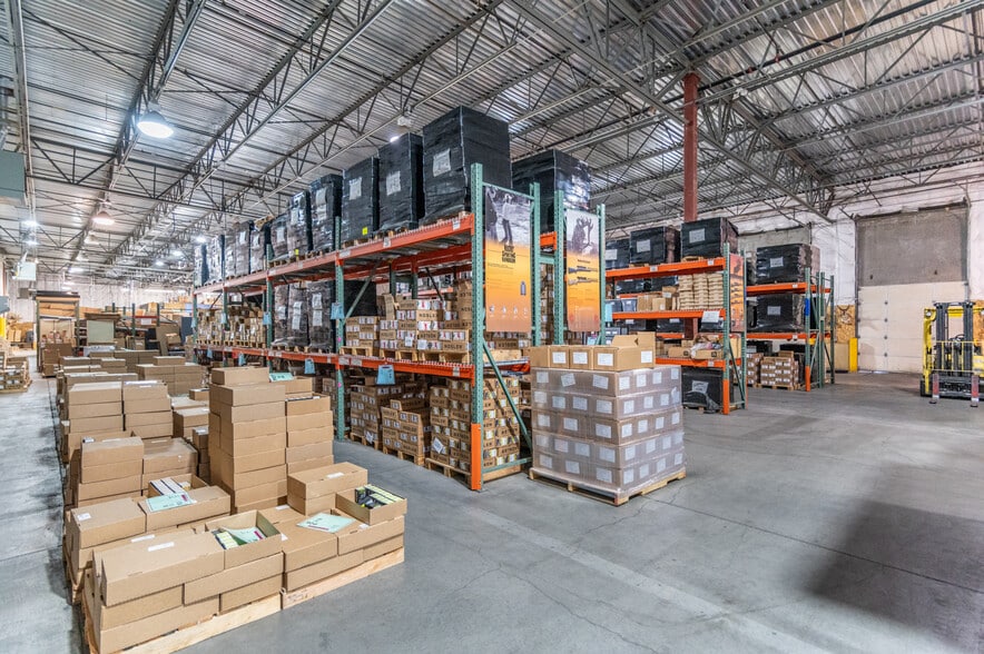 95 SW Columbia St, Bend, OR for sale - Interior Photo - Image 3 of 8