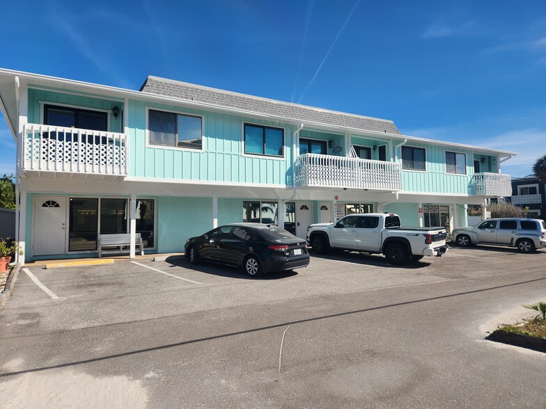 2501 Gulf Dr N, Bradenton Beach, Bradenton Beach, FL for sale - Building Photo - Image 3 of 19