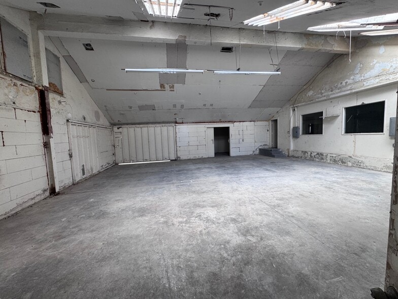 9065 Jeff St, Bellflower, CA for sale - Building Photo - Image 3 of 16