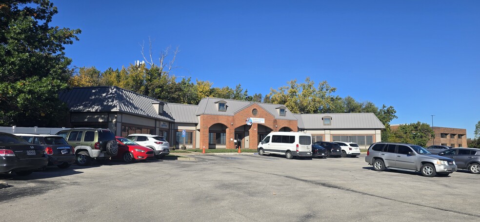 3730 S Elizabeth St, Independence, MO for lease - Building Photo - Image 2 of 15
