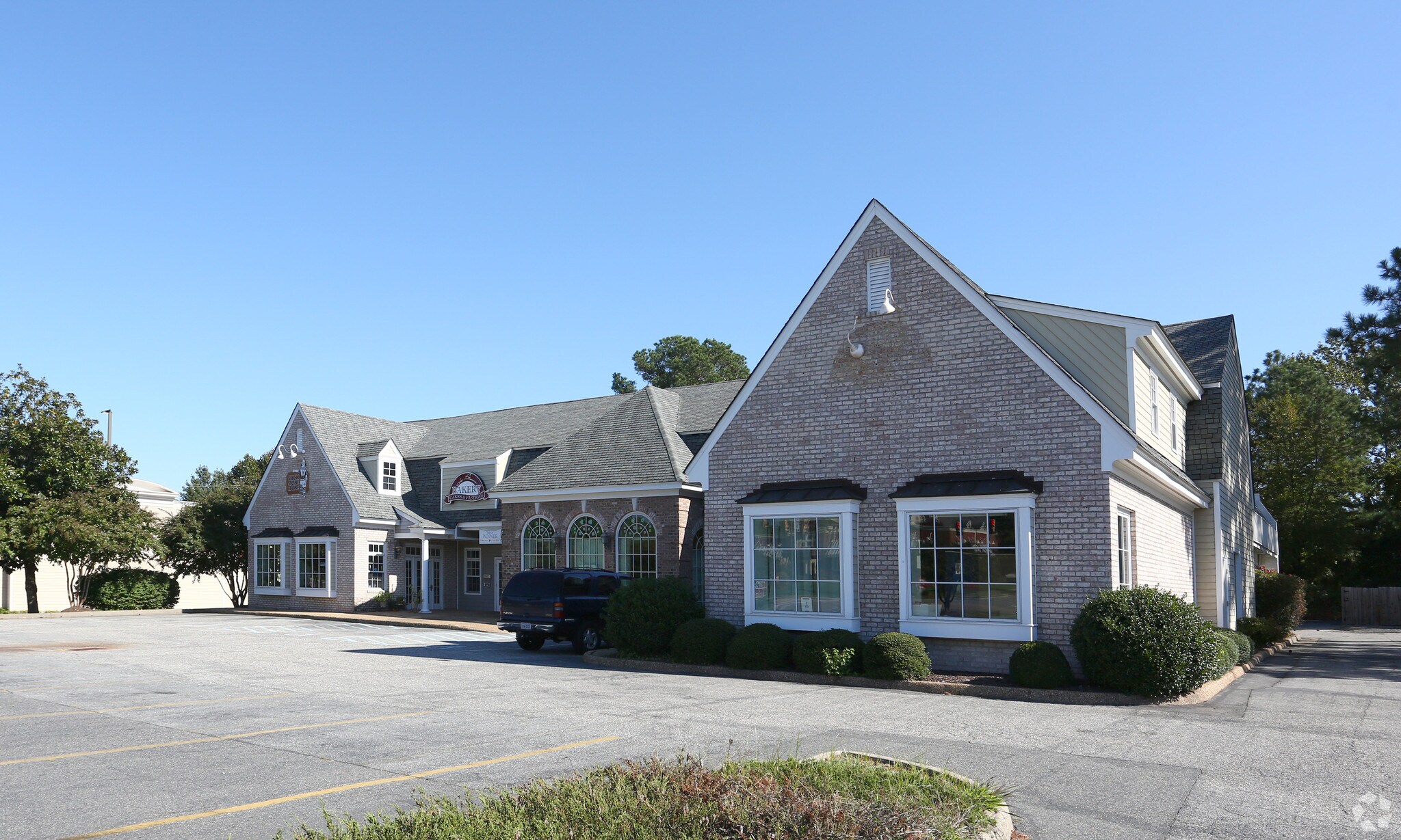 1665-1675 Richmond Rd, Williamsburg, VA à vendre Photo principale- Image 1 de 10