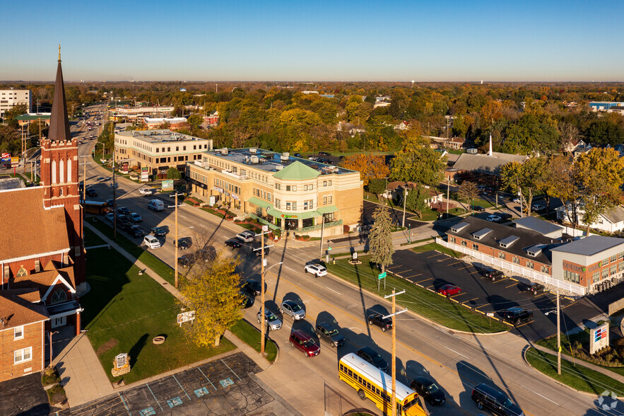 425 Joliet St, Dyer, IN for sale - Aerial - Image 2 of 16