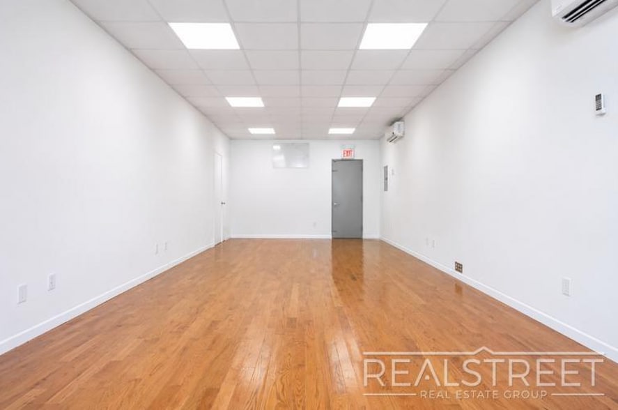 1779 Fulton St, Brooklyn, NY for lease - Building Photo - Image 3 of 5