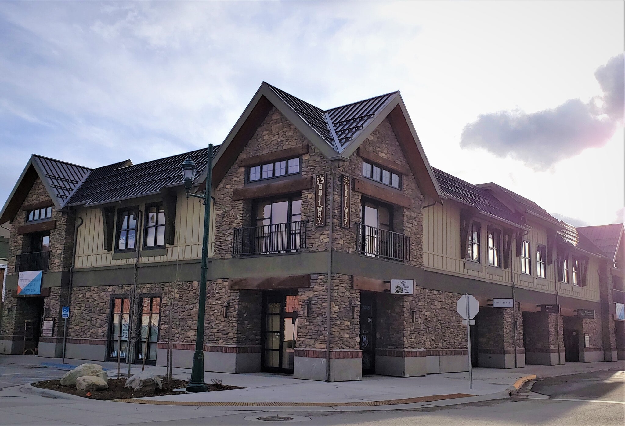 525 Railway St, Whitefish, MT for lease Primary Photo- Image 1 of 4