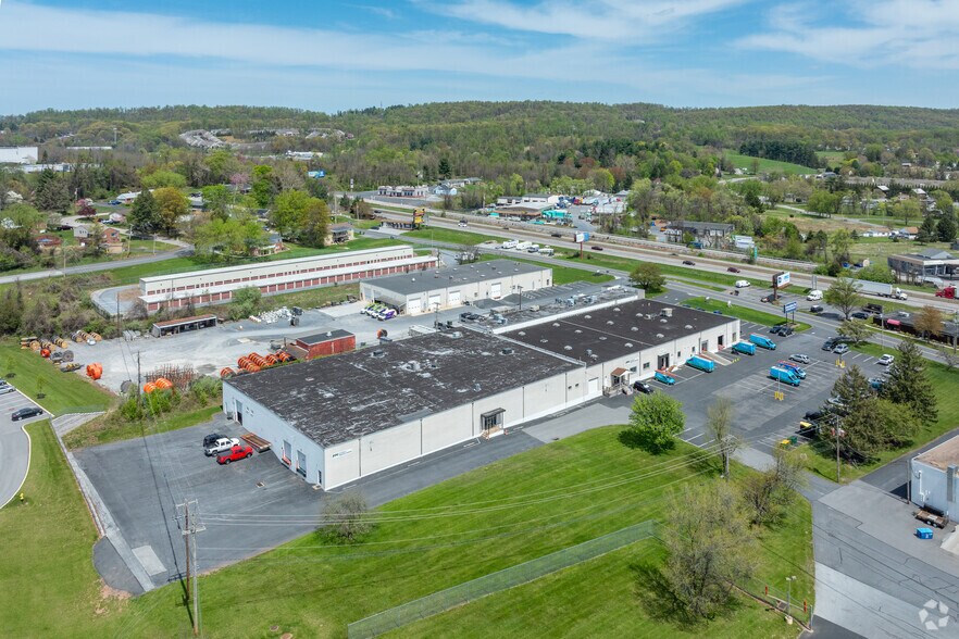 629 Lowther Rd, Lewisberry, PA à louer - Aérien - Image 3 de 6