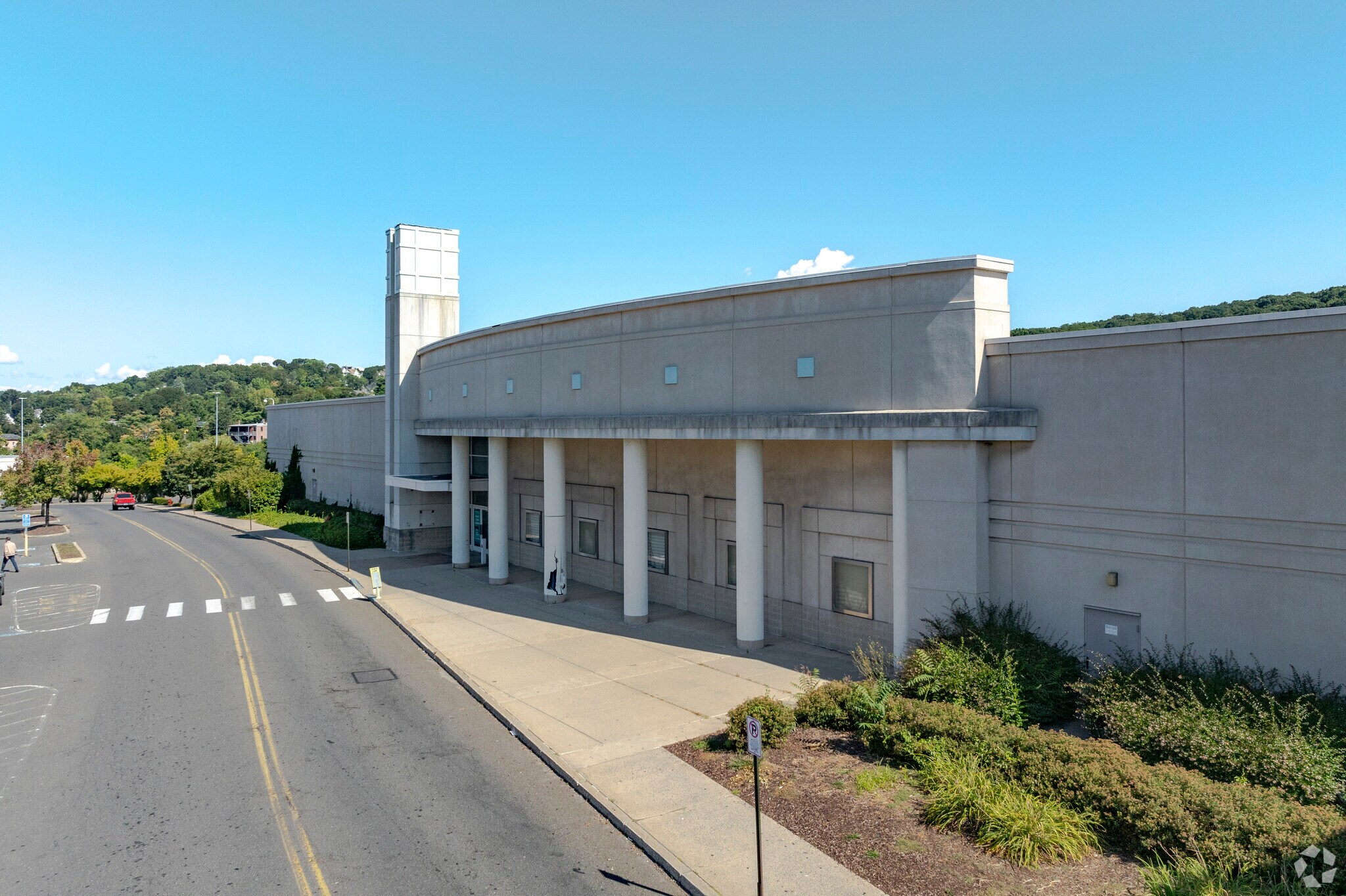 425 Union St, Waterbury, CT for lease Primary Photo- Image 1 of 5