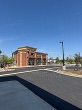 1598 Magnolia Ave, Corona, CA for lease Interior Photo- Image 2 of 23