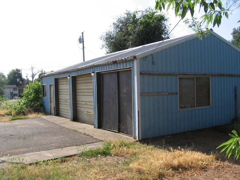 2056 Rosamond St, Shasta Lake, CA for sale - Building Photo - Image 3 of 4