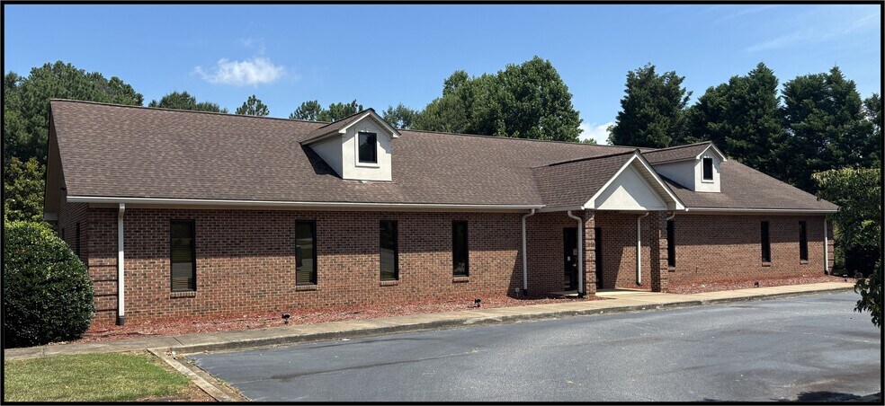 2926 E Main Street Ext, Spartanburg, SC à vendre - Photo principale - Image 1 de 6