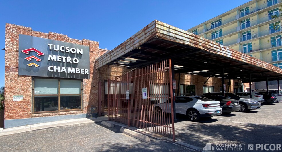 212 E Broadway Blvd, Tucson, AZ à louer - Photo du bâtiment - Image 2 de 10